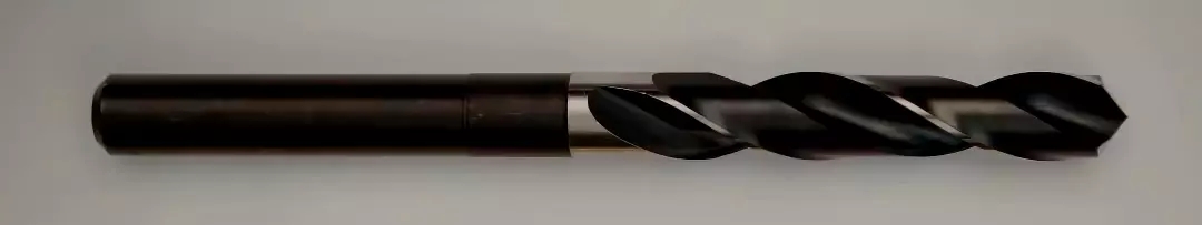 如何挑選深孔鉆加工的鉆頭,深孔鉆用什么材質的鉆頭？